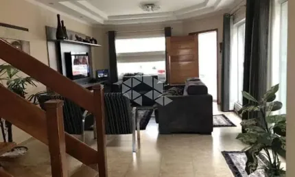 Sobrado para a Venda por R$ 1.100.000,00 189m²  - Jardim Santa Clara, Guarulhos - SP