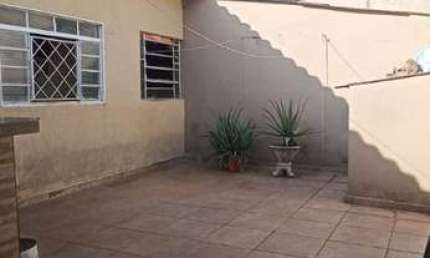 Casa com 4 quartos à venda no Jardim São Luiz, Franca 