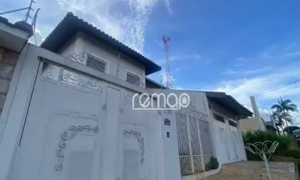Casa com 4 dormitórios à venda, 425 m² por R$ 1.500.000,00 - Jardim Barão - Franca/SP