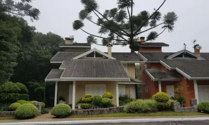 Casa com 3 quartos à venda no Centro, Gramado 