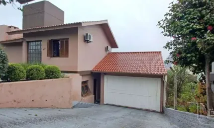 Casa com 3 quartos à venda na Vila Nova, Novo Hamburgo 