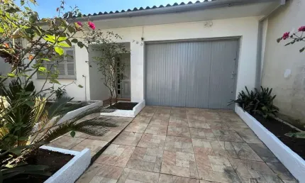 Casa com 3 quartos para alugar no Centro, São Leopoldo 