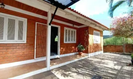 Casa com 2 quartos à venda na Vila Nova, Novo Hamburgo 