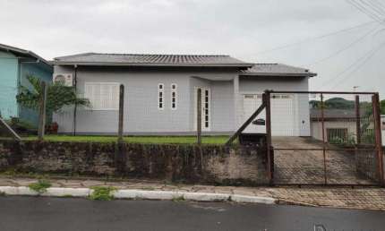 Casa com 2 quartos à venda no São José, Novo Hamburgo 