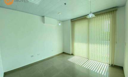 Sala de 23m² disponível para Venda  ou Locação no Cnetro de Osasco/SP.