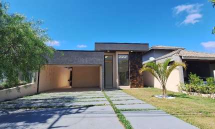 Casa à venda no Residencial Vila Real - Vargem Grande Paulista