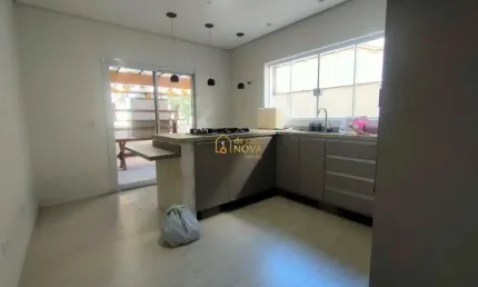 Casa em condomínio fechado com 3 quartos para alugar na Rua Rua Gagliari, 225, Jardim Caiapia, Cotia, 130 m2 por R$ 4.300
