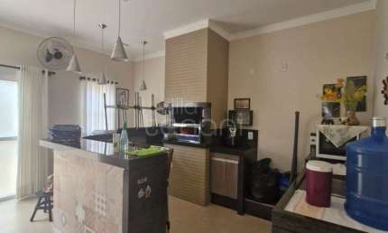 Casa com 3 quartos à venda no Centro, Mirassol 