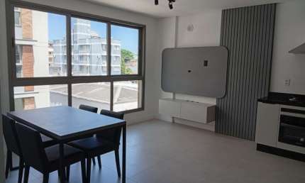 Apartamento com 1 quarto para alugar na Avenida Marinheiro Max Schramm, 2701, Jardim Atlântico, Florianópolis, 42 m2 por R$ 4.500