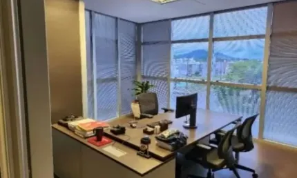 Sala comercial para alugar na Rua Orlando Phillipi, 100, Saco Grande, Florianópolis, 210 m2 por R$ 17.600
