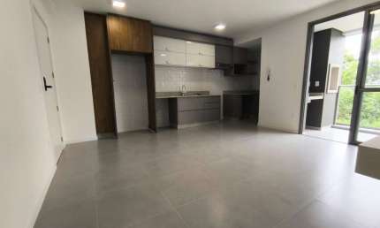 Apartamento com 3 quartos para alugar na Rodovia Haroldo Soares Glavan, 795, Cacupé, Florianópolis, 90 m2 por R$ 6.950