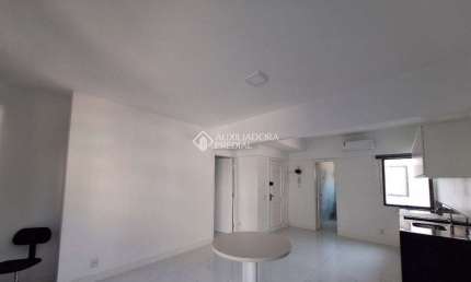 Apartamento com 1 quarto para alugar na Rua Arcipreste Paiva, 115, Centro, Florianópolis, 41 m2 por R$ 3.500