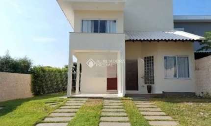 Casa com 3 quartos para alugar na Rua Santos Lostada, 133, Coqueiros, Florianópolis, 174 m2 por R$ 7.200
