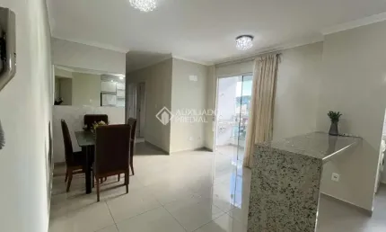 Apartamento com 3 quartos para alugar na Avenida da Pedra Branca, 464, Pedra Branca, Palhoça, 80 m2 por R$ 3.900