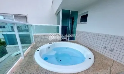 Cobertura com 2 quartos para alugar na rua ana luiza vieira, 115, campeche, florianópolis, 120 m2 por r$ 8.999