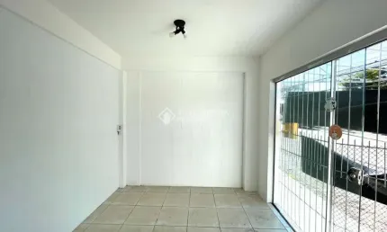 Ponto comercial para alugar na rua do gramal, 952, campeche, florianópolis, 55 m2 por r$ 4.200