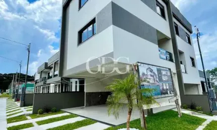 Casa com 2 quartos à venda no São Virgílio, Caxias do Sul , 114 m2 por R$ 560.000