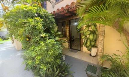 Casa com 2 dormitórios à venda, 57 m² por R$ 350.000,00 - Jardim Flamboyant - Cabo Frio/RJ