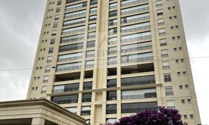 Viva o Luxo e a exclusividade Apto com 4 suítes, 4 vagas, elevador privativo.