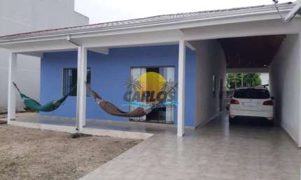 Casa com 3 quartos para alugar na Rua Paranaguá, 10080, Costa Azul, Matinhos por R$ 800