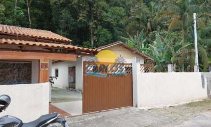 Casa com 6 quartos à venda na Santa Catarina, 74, Vila Nova, Matinhos por R$ 290.000