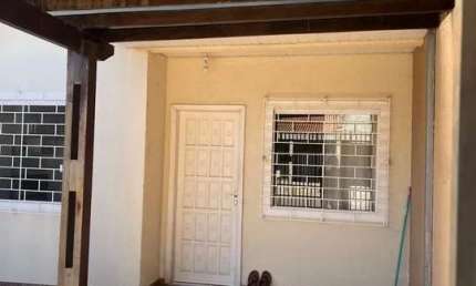 Casa com 2 quartos à venda na Rua Tucano, Capela Velha, Araucária