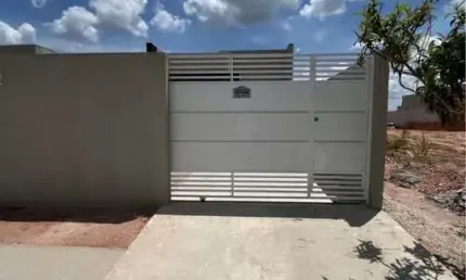 03 quartos/frente rua/otima localização/ideal investidores