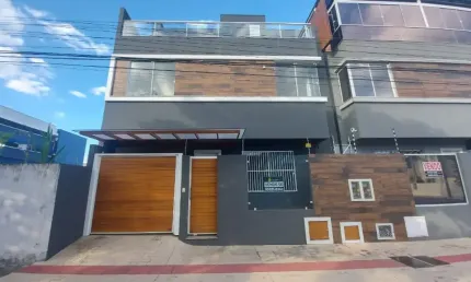 Casa com 2 quartos para alugar na Rua 968, 52, Centro, Balneário Camboriú