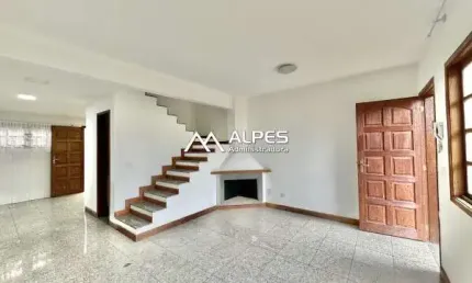 Casa em condomínio fechado com 3 quartos à venda em caxangá, teresópolis , 83 m2 por r$ 425.000