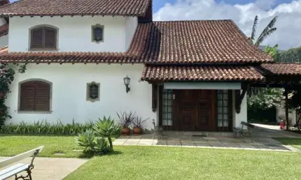 Casa com 3 quartos à venda no Ermitage, Teresópolis , 148 m2 por R$ 850.000