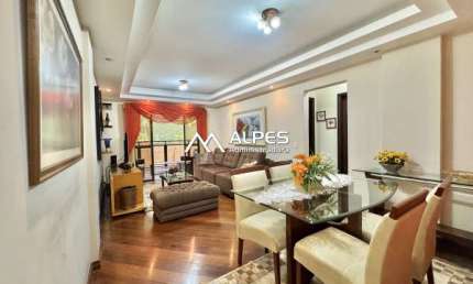 Excelente apartamento totalmente mobiliado no melhor bairro de Teresópolis, próximo a todo comércio local
