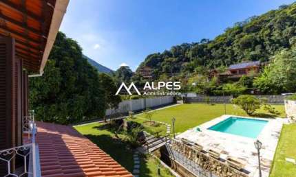 Casa em condomínio fechado com 5 quartos à venda no Carlos Guinle, Teresópolis , 236 m2 por R$ 2.700.000
