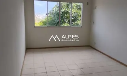 Excelente apartamento de  2 quartos,rua tranquila, vista livre, condomínio com lazer.