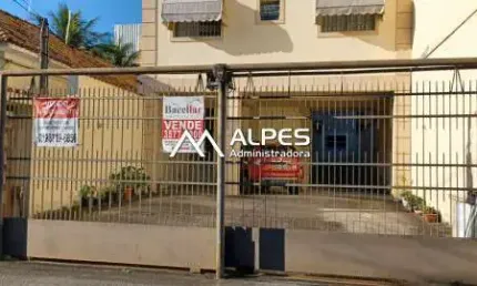 Apartamento de 2 quartos, localizado no bairro da piedade, com estacionamento.