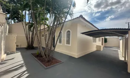 Casa com 3 quartos à venda no Icaray, Araçatuba 