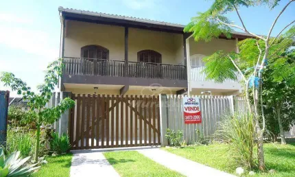 Sobrado com 4 dormitórios à venda, 150 m² por R$ 850.000,00 - Brejatuba - Guaratuba/PR
