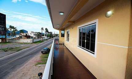Casa com 6 dormitórios à venda, 500 m² por R$ 883.000,00 - Piçarras - Guaratuba/PR