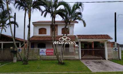 Sobrado com 4 dormitórios à venda, 195 m² por R$ 720.000,00 - Coroados - Guaratuba/PR
