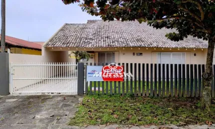 Casa com 6 dormitórios à venda, 240 m² por R$ 990.000,00 - Jardim Estoril - Guaratuba/PR