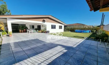 Casa com 4 dormitórios à venda, 130 m² por R$ 700.000,00 - Centro - Guaratuba/PR