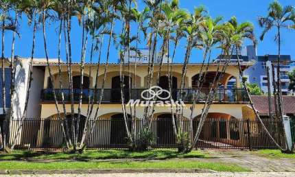 Casa com 4 dormitórios à venda, 420 m² por R$ 1.650.000,00 - Centro - Guaratuba/PR
