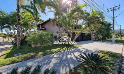 Sobrado com 3 dormitórios à venda, 254 m² por R$ 1.200.000,00 - Centro - Guaratuba/PR