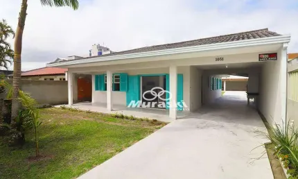 Casa com 4 dormitórios para alugar, 120 m² por diária - Centro - Guaratuba/PR