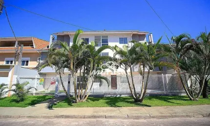 Apartamento com 3 dormitórios para alugar por R$ 450,00/dia - Brejatuba - Guaratuba/PR
