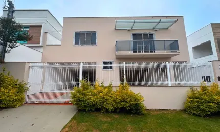 Comprar Casa 04 quartos - Condomínio São Lucas - Juiz De Fora - Rezende Imóveis