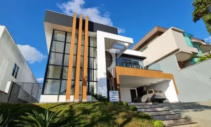 Casa em condomínio fechado com 4 quartos à venda na Rua Deputado Lahyr Tostes, Spina Ville II, Juiz de Fora