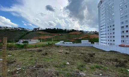 Terreno à venda na Rua José Victório Castegliani, Marilândia, Juiz de Fora