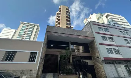 Alto padrão, localização privilegiada e espaço de sobra no coração do Granbery!