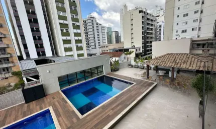 Seu novo lar no coração da cidade, com espaço de sobra para viver com conforto, privacidade e lazer!