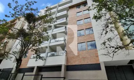 Charme, conforto e comodidade de sobra em um dos bairros mais tranquilos de Juiz de Fora!  Apartamento 3 quartos à venda no bairro Vale do Ipê
